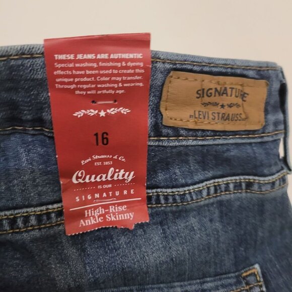 Levi Strauss High Rise ankle Skinny Blue Jeans New Women 16 Distressed Signature - Picture 7 of 15
